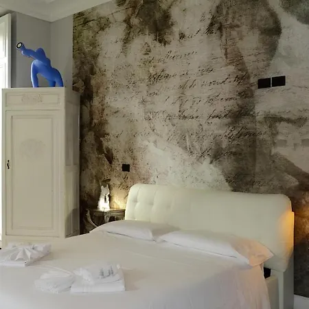 Apartments Chic Torino Centro Porta Nuova 3* Turin
