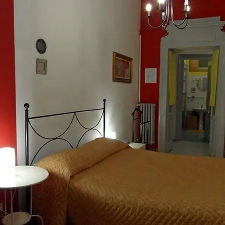 Chic Centro Porta Nuova Gasthof Turin