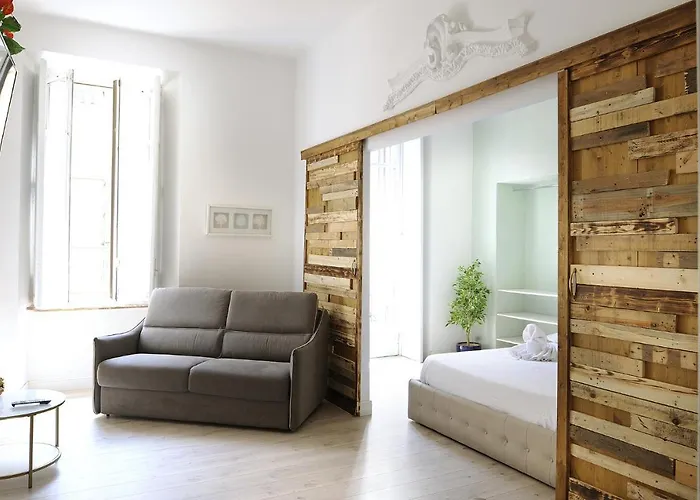 招待所 Chic Centro Porta Nuova 4*