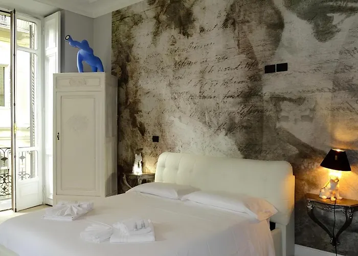 Chic Centro Porta Nuova 4* 都灵