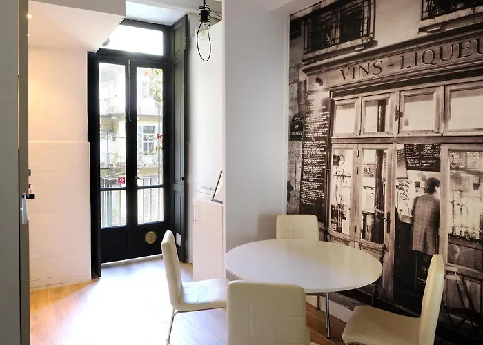 Konukevi Chic Centro Porta Nuova Torino