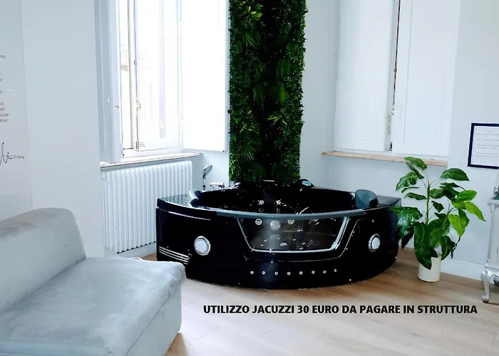 Konukevi Chic Centro Porta Nuova 4*